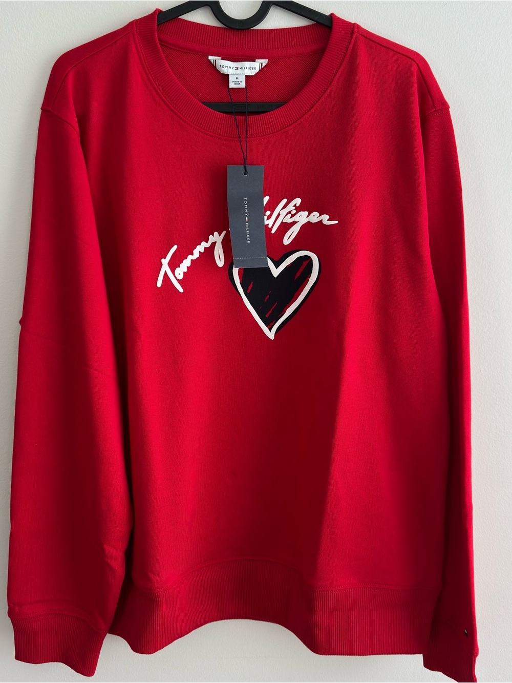 Tommy Hilfiger NWT Red Crewneck Sweater with Heart Graphic Size Medium